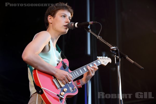 PORRIDGE RADIO - 2022-08-19 - SAINT MALO - Fort de St Pere - Scene des Remparts - 